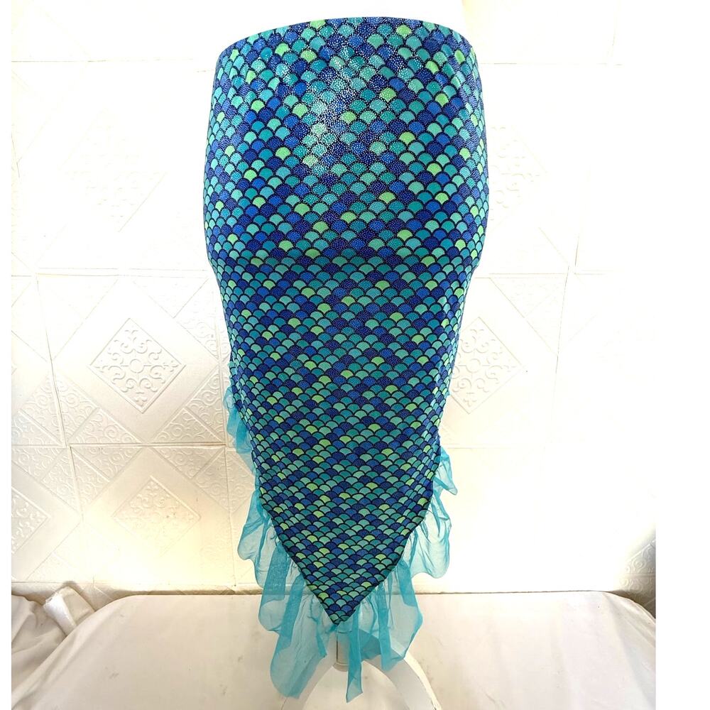 SKU3049 Wonder Nation Girls' Blue & Teal Scale Mermaid Costume Skirt Size 2XL 18